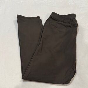Lululemon Men's olive green  Pants size 32 worn once